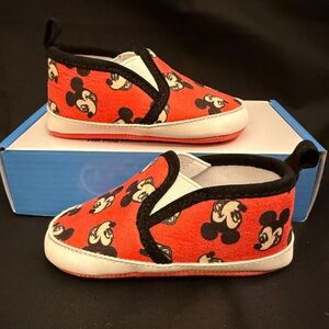 NWT Disney Red and Black Baby Walker Shoes Mickey Mouse Soft and Comfy.